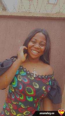 caroline10 - date a Spanish, 100% free caroline10