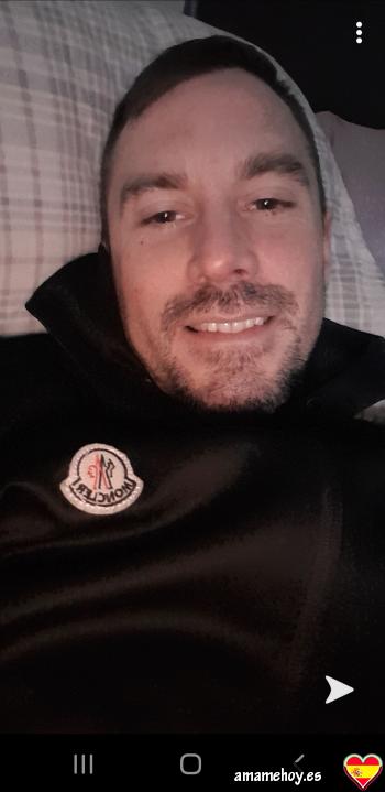 stuart87 - date a Spanish, 100% free stuart87