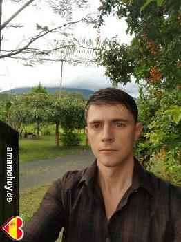 whoami - date a Spanish, 100% free whoami