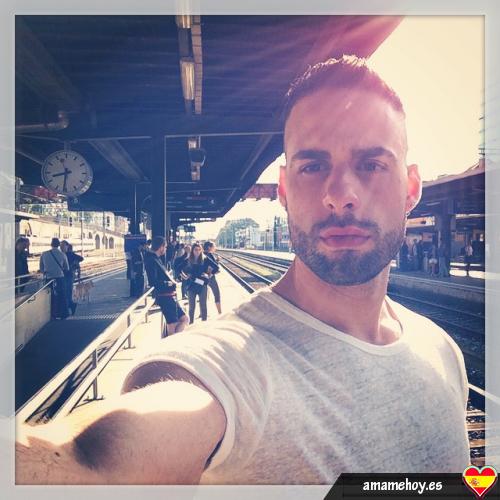 laurent84 - date a Spanish, 100% free laurent84