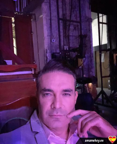 julien77 - date a Spanish, 100% free julien77