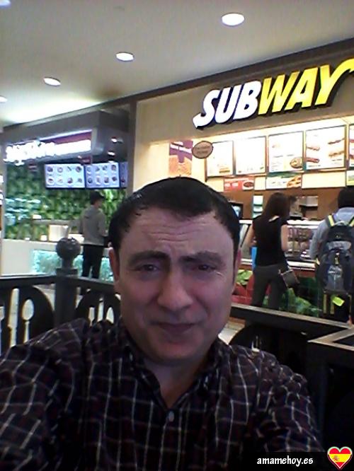 flyer - date a Spanish, 100% free flyer