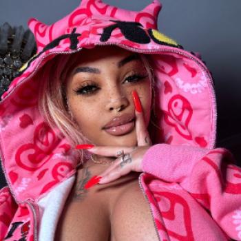 gloria spoofed photo banned on amamehoy.es